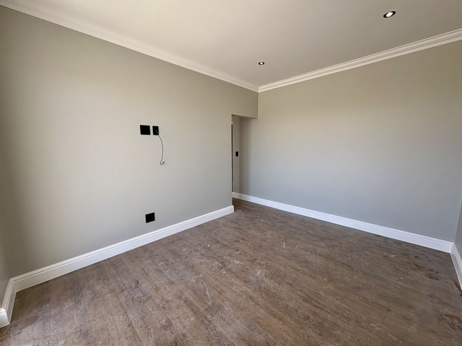 4 Bedroom Property for Sale in Sandown Western Cape